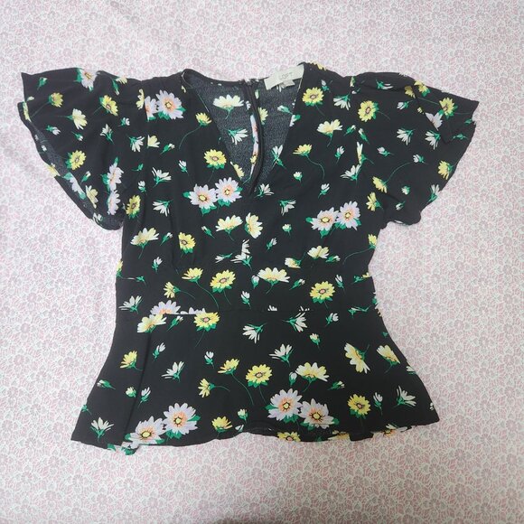 New Loft Floral Flutter Sleeve V-neck Top Size 0 - Picture 2 of 5